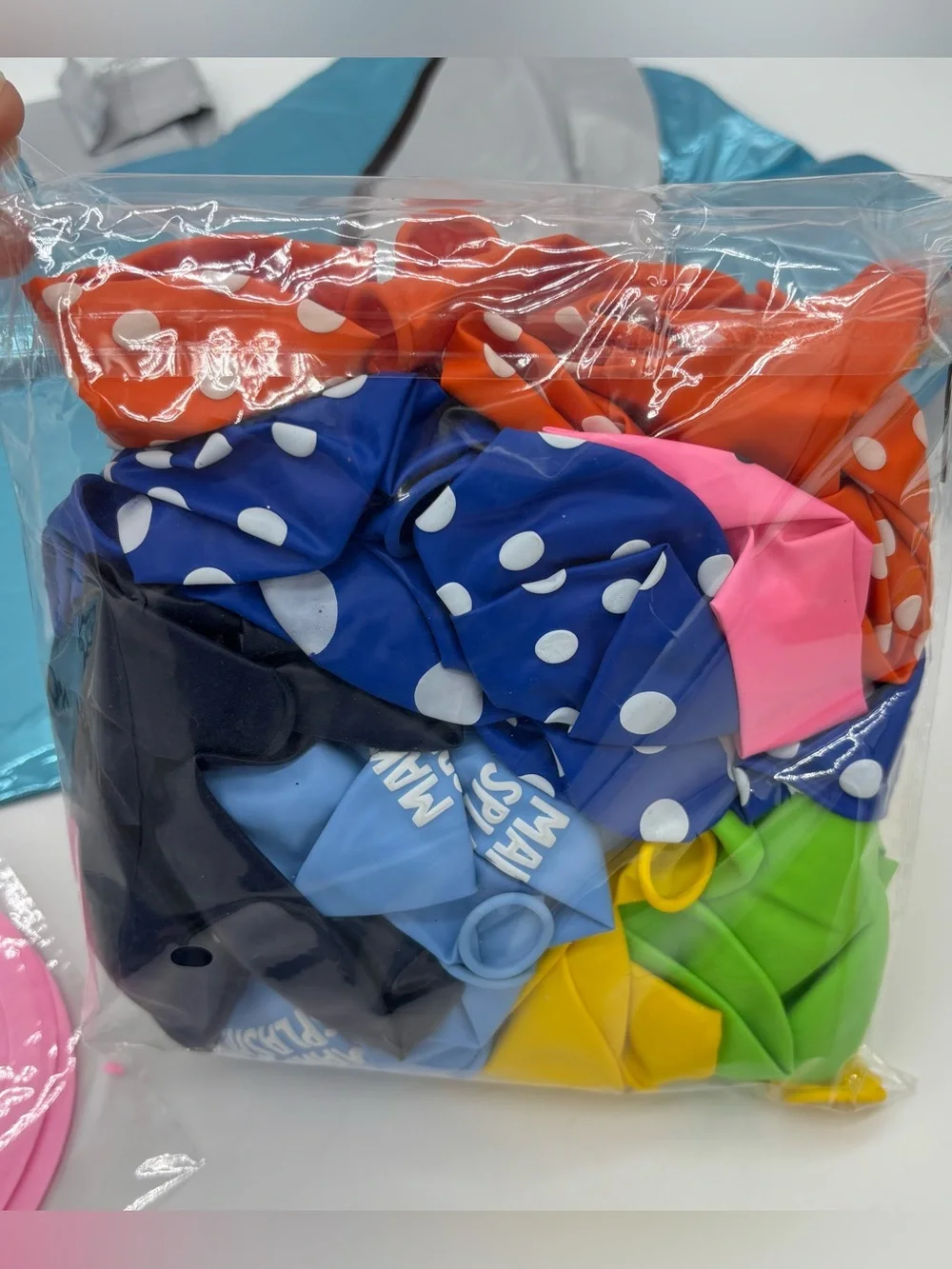 C R Gibson Signature Under The Sea 75+ Balloon Garland Kit Dolphin Party Decor